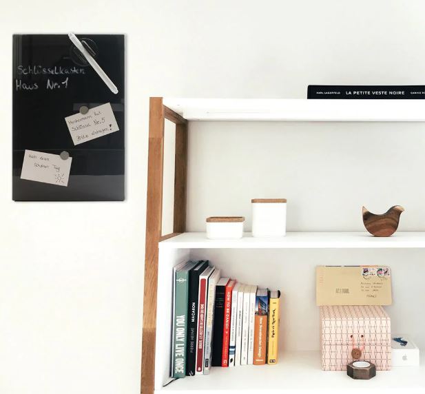 KeyGlass skříňka na klíče černá - 8 klíčů